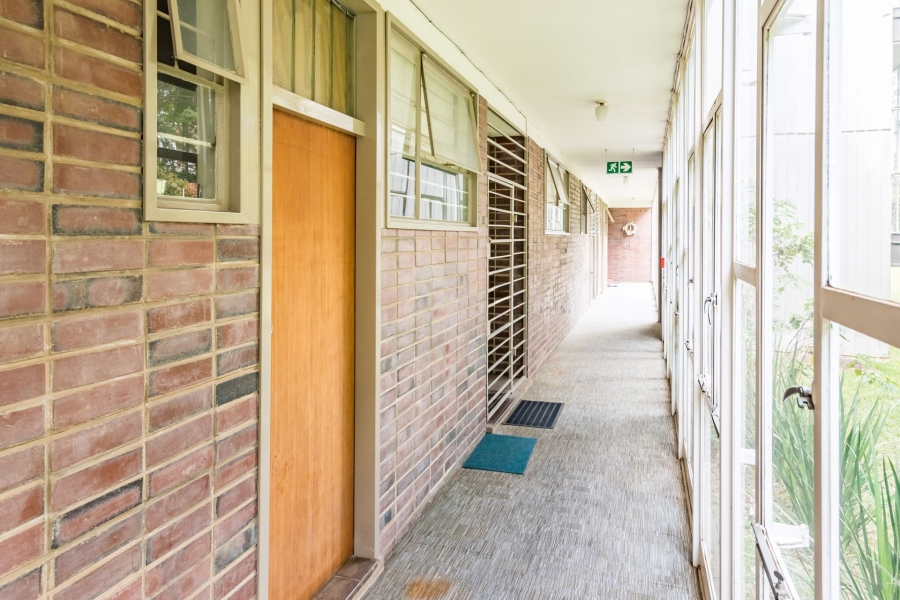 3 Bedroom Property for Sale in Sunset Acres Gauteng