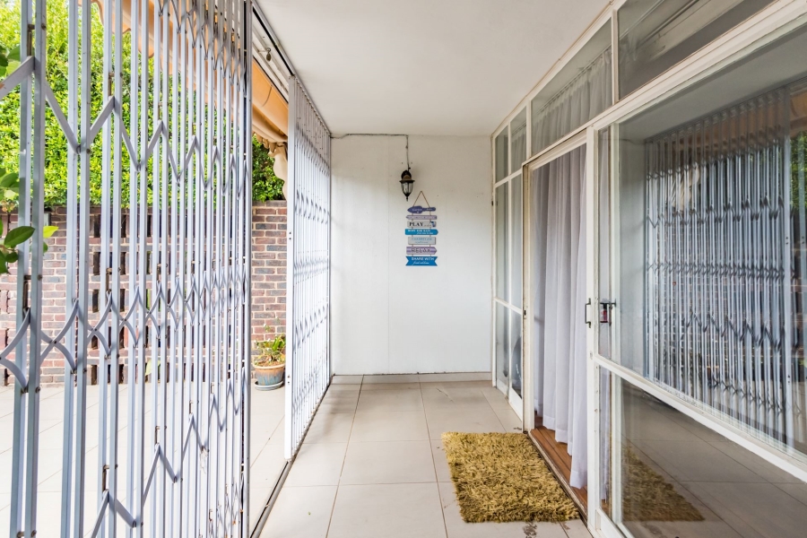 3 Bedroom Property for Sale in Sunset Acres Gauteng