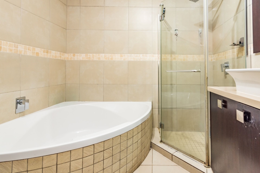 3 Bedroom Property for Sale in Sunset Acres Gauteng