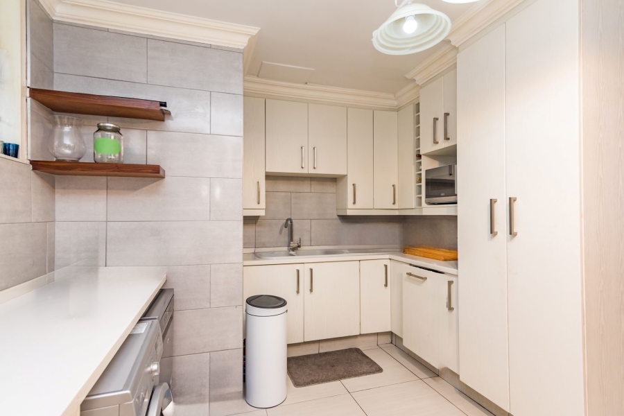 3 Bedroom Property for Sale in Sunset Acres Gauteng