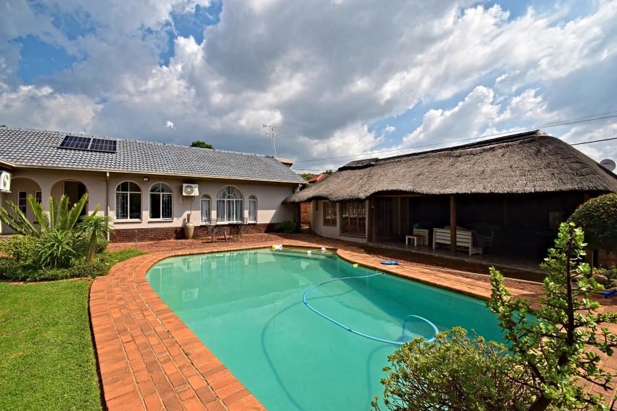 3 Bedroom Property for Sale in Magalieskruin Gauteng