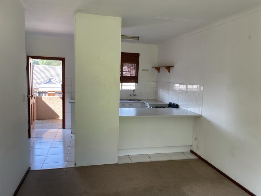 To Let 1 Bedroom Property for Rent in Rembrandt Park Gauteng