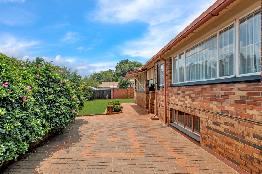 3 Bedroom Property for Sale in Emmarentia Gauteng