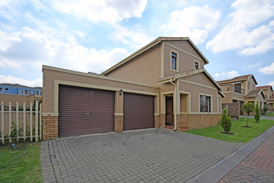 3 Bedroom Property for Sale in Carlswald Gauteng