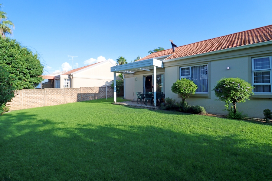 3 Bedroom Property for Sale in Barbeque Downs Gauteng