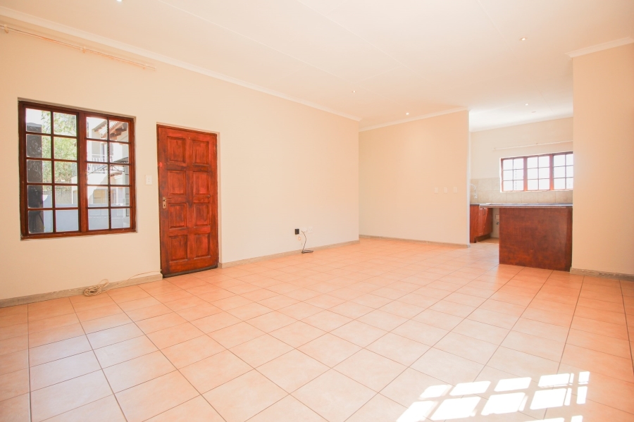 3 Bedroom Property for Sale in Broadacres Gauteng