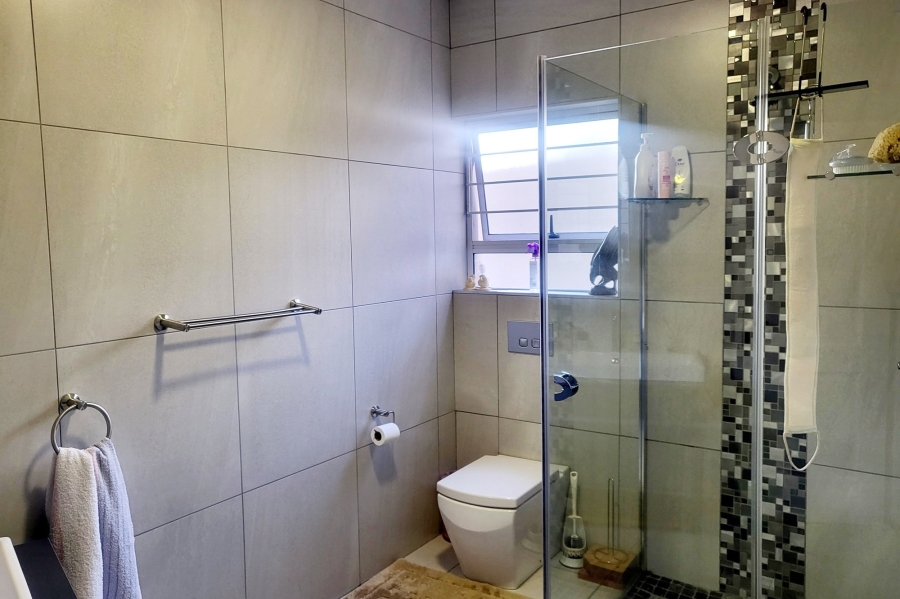 2 Bedroom Property for Sale in St Andrews Gauteng