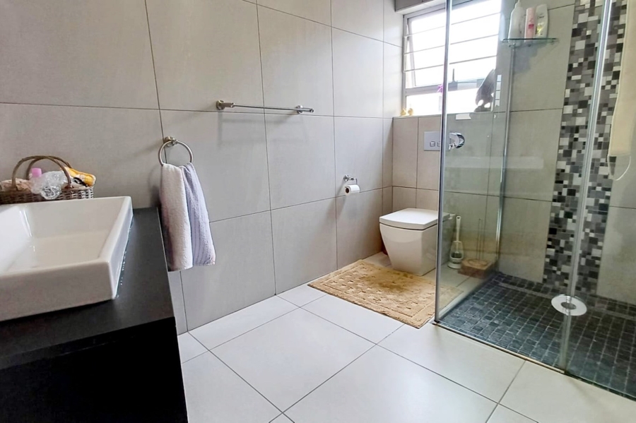 2 Bedroom Property for Sale in St Andrews Gauteng