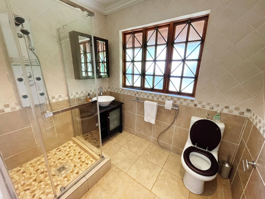 6 Bedroom Property for Sale in Buccleuch Gauteng