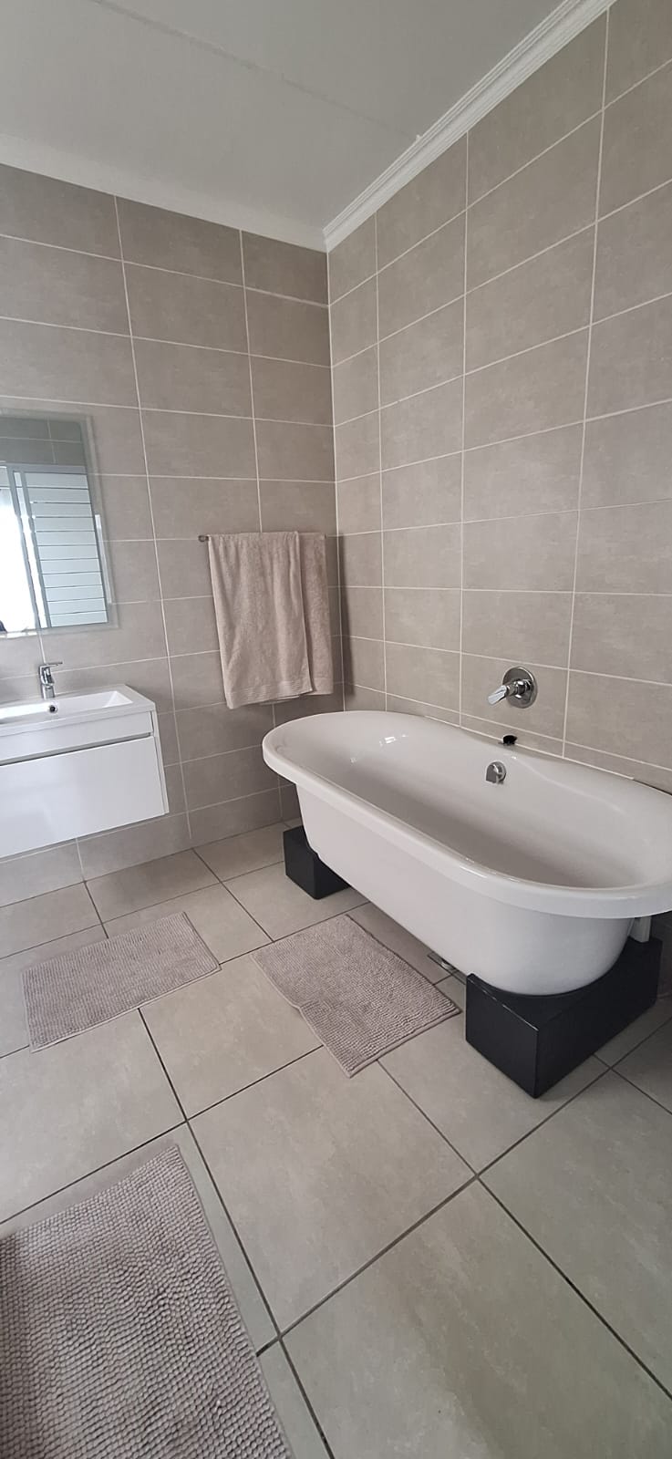 To Let 1 Bedroom Property for Rent in Greenstone Hill Gauteng