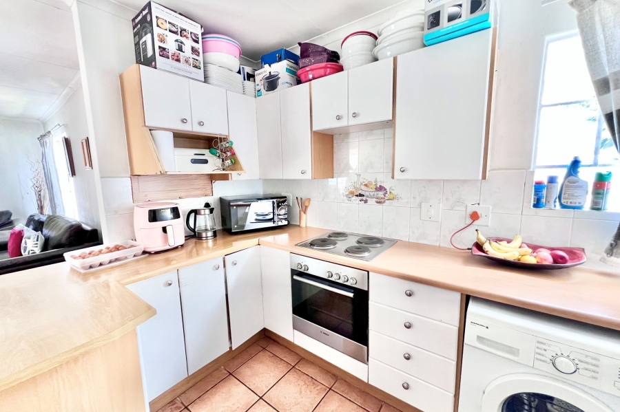 To Let 3 Bedroom Property for Rent in Noordwyk Gauteng