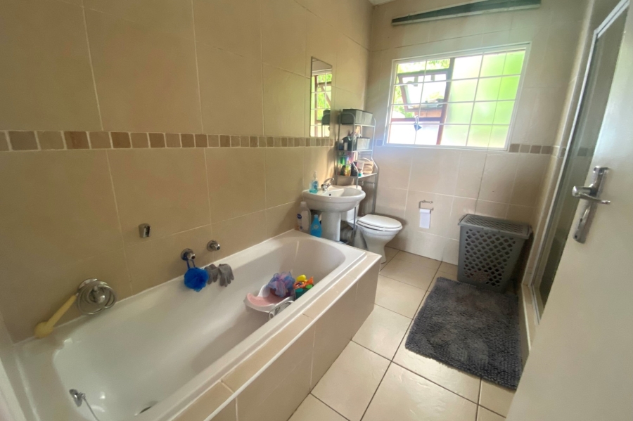 3 Bedroom Property for Sale in Noordhang Gauteng