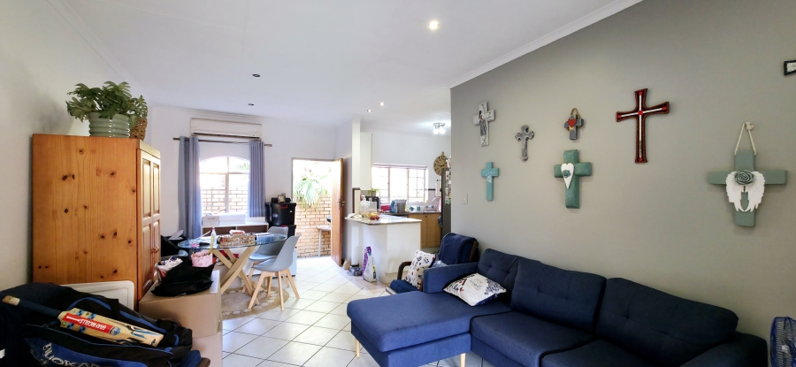 2 Bedroom Property for Sale in Equestria Gauteng