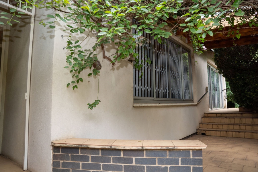 3 Bedroom Property for Sale in Lombardy West Gauteng