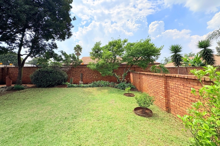 To Let 4 Bedroom Property for Rent in Ravenswood Gauteng