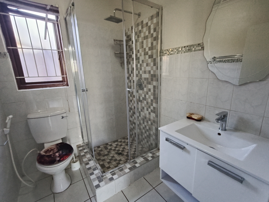 To Let 3 Bedroom Property for Rent in Morningside Gauteng