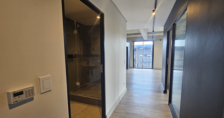 1 Bedroom Property for Sale in Sandown Gauteng