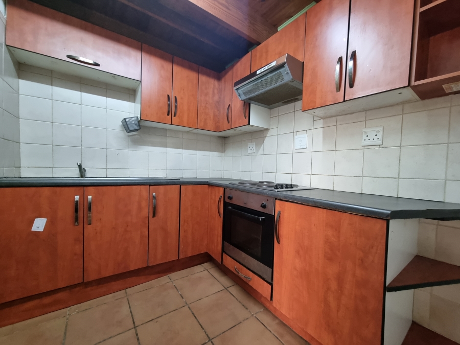 To Let 1 Bedroom Property for Rent in Glen Lauriston Gauteng