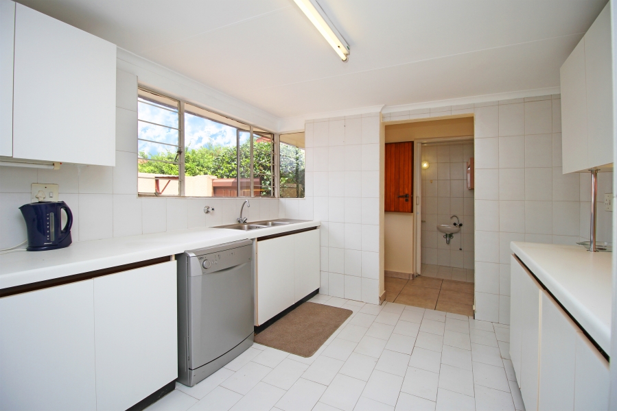 2 Bedroom Property for Sale in Sonneglans Gauteng