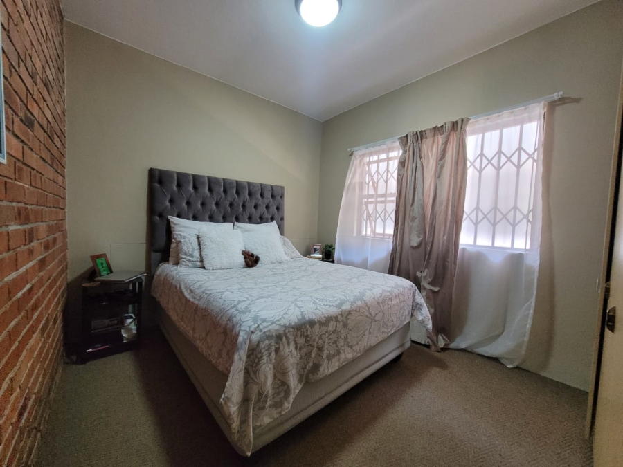 2 Bedroom Property for Sale in Carlswald Gauteng