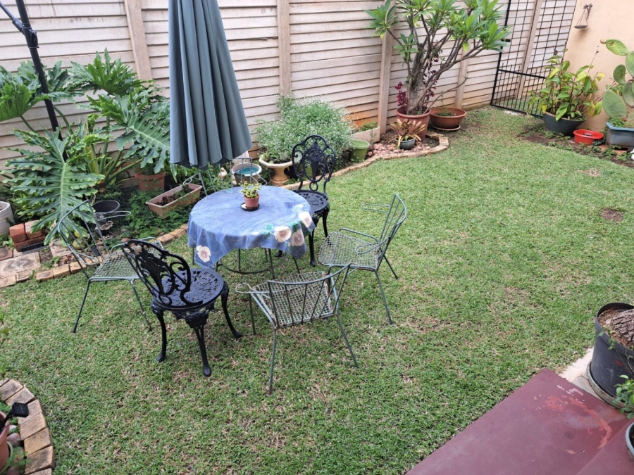 2 Bedroom Property for Sale in Sinoville Gauteng