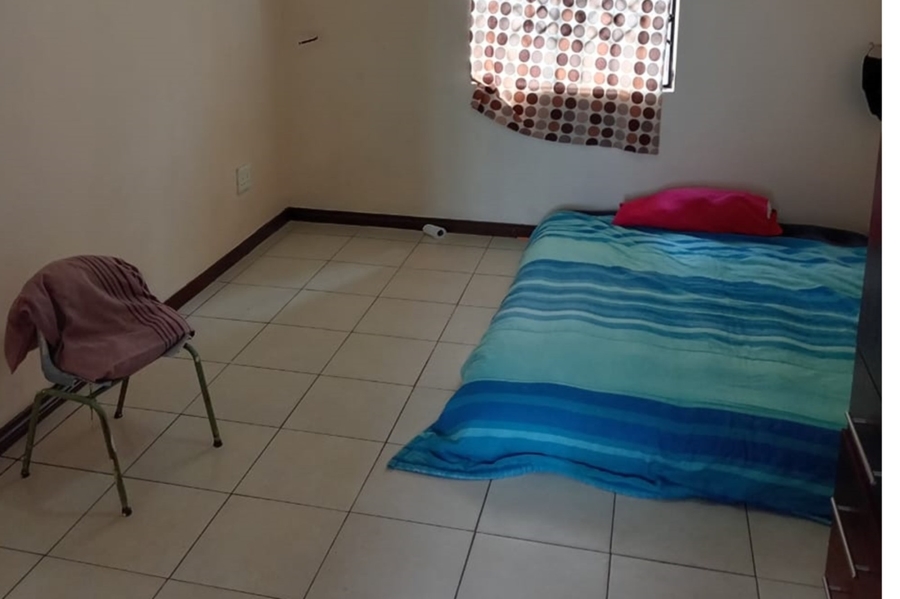 To Let 3 Bedroom Property for Rent in Protea Glen Gauteng