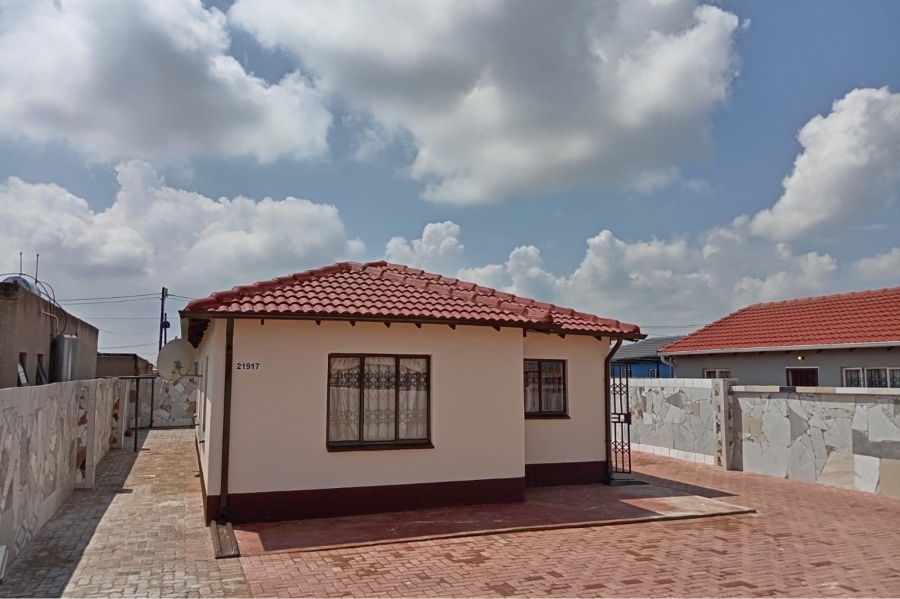 To Let 3 Bedroom Property for Rent in Protea Glen Gauteng