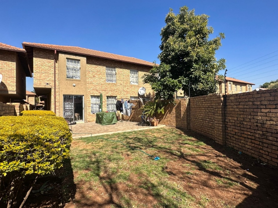 To Let 3 Bedroom Property for Rent in Montana Gauteng