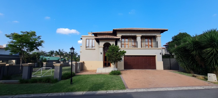 To Let 4 Bedroom Property for Rent in Greenstone Hill Gauteng