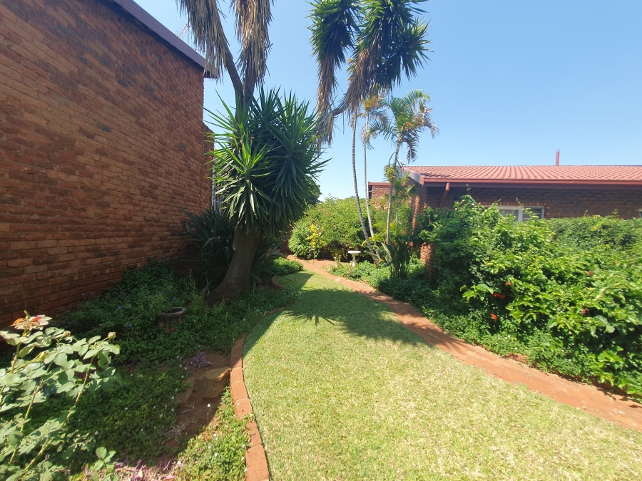 To Let 3 Bedroom Property for Rent in Wonderboom Gauteng