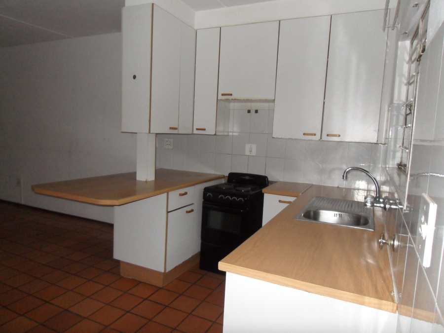 To Let 1 Bedroom Property for Rent in Rembrandt Park Gauteng