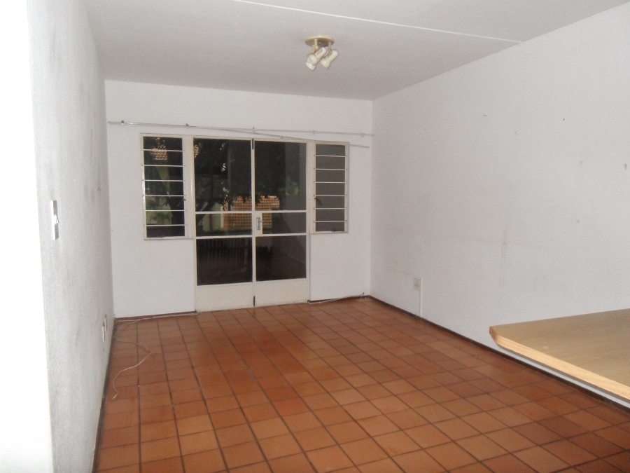 To Let 1 Bedroom Property for Rent in Rembrandt Park Gauteng