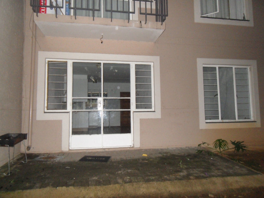 To Let 1 Bedroom Property for Rent in Rembrandt Park Gauteng