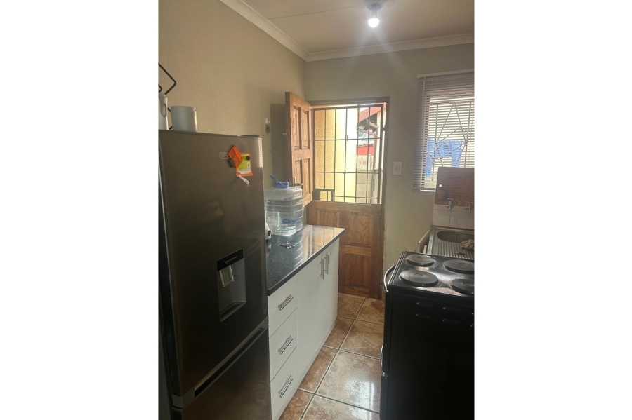 2 Bedroom Property for Sale in Sebokeng Zone 17 Gauteng