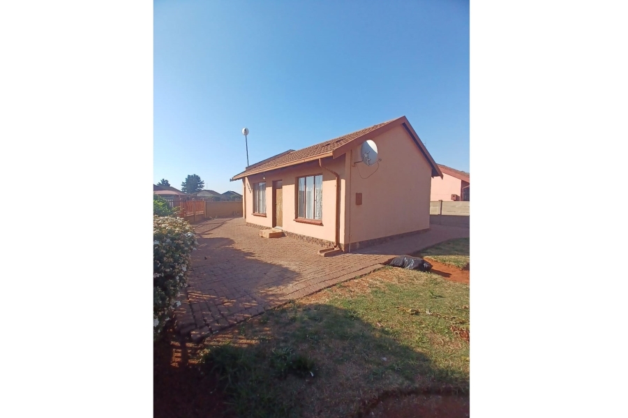 2 Bedroom Property for Sale in Sebokeng Zone 17 Gauteng