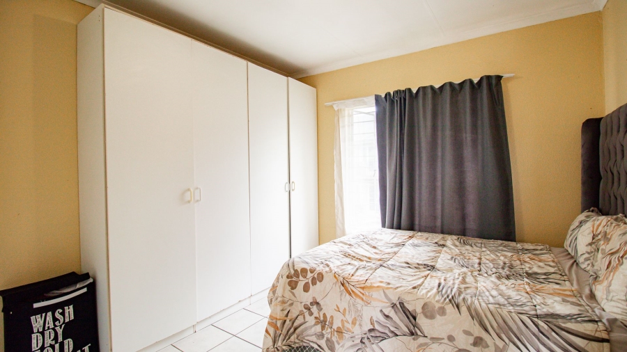 1 Bedroom Property for Sale in Rembrandt Park Gauteng