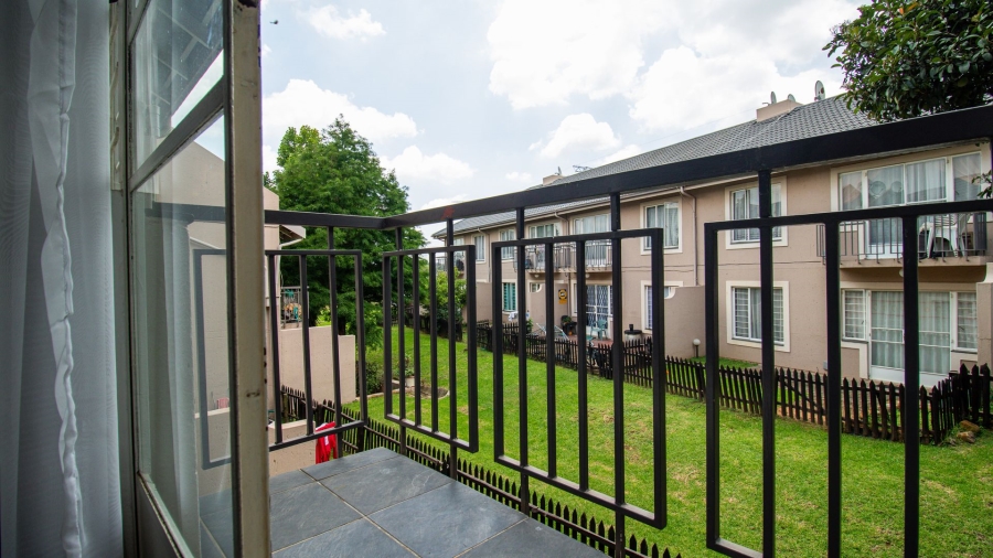 1 Bedroom Property for Sale in Rembrandt Park Gauteng