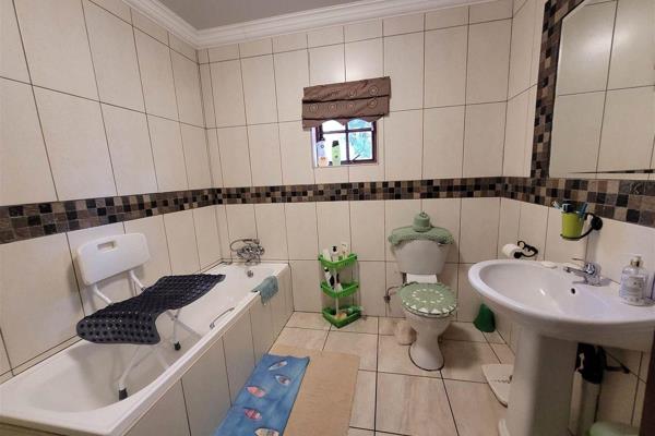 To Let 4 Bedroom Property for Rent in Montana Gauteng