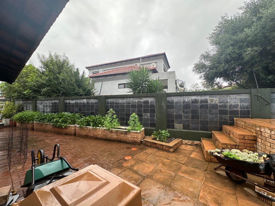 3 Bedroom Property for Sale in Six Fountains Residential Estate Gauteng