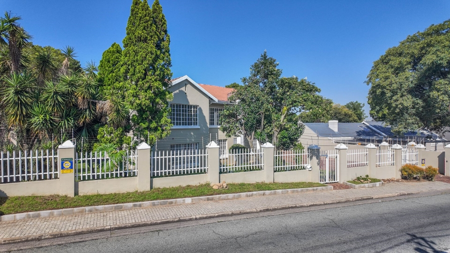 To Let commercial Property for Rent in Parkmore Gauteng