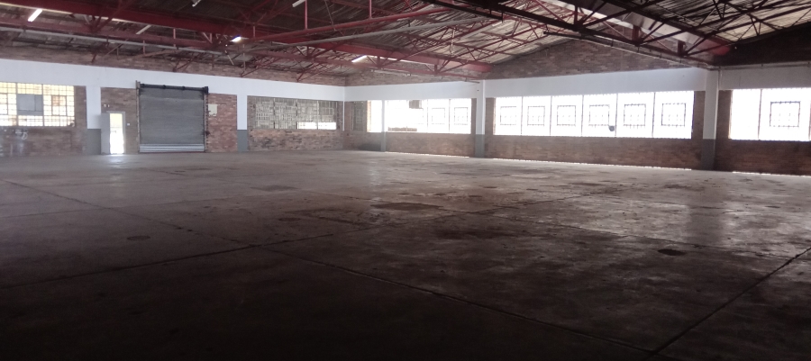 To Let commercial Property for Rent in Benrose Gauteng