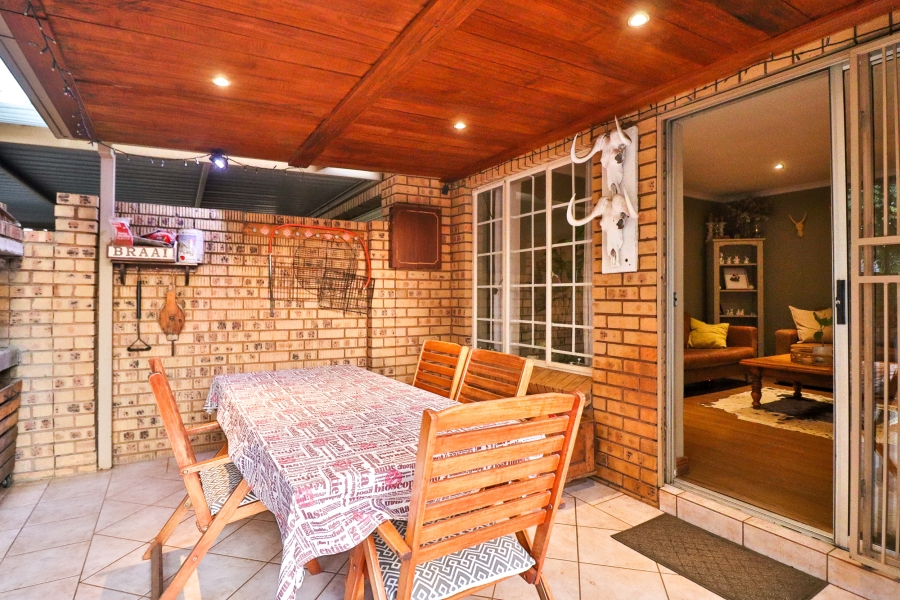 3 Bedroom Property for Sale in Die Wilgers Gauteng