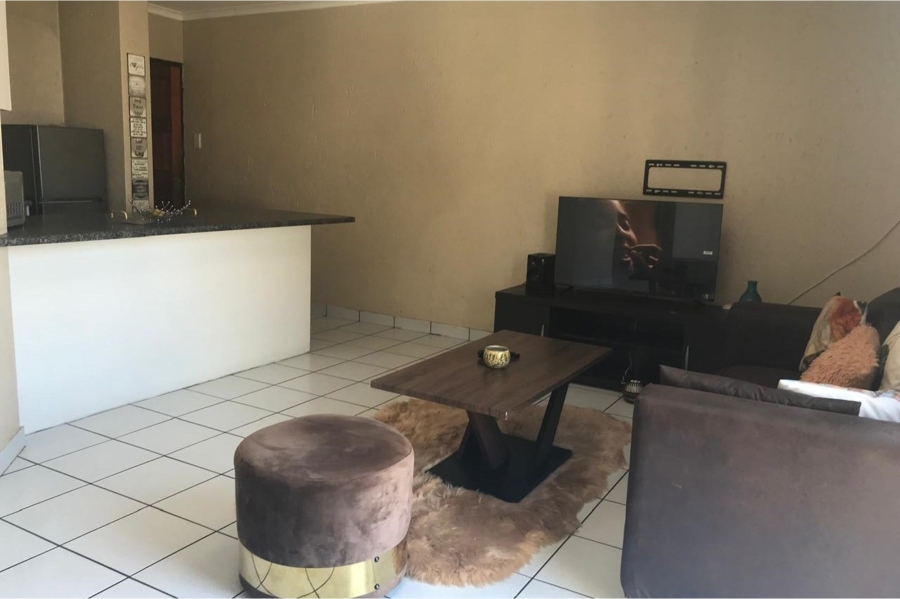 2 Bedroom Property for Sale in Bromhof Gauteng