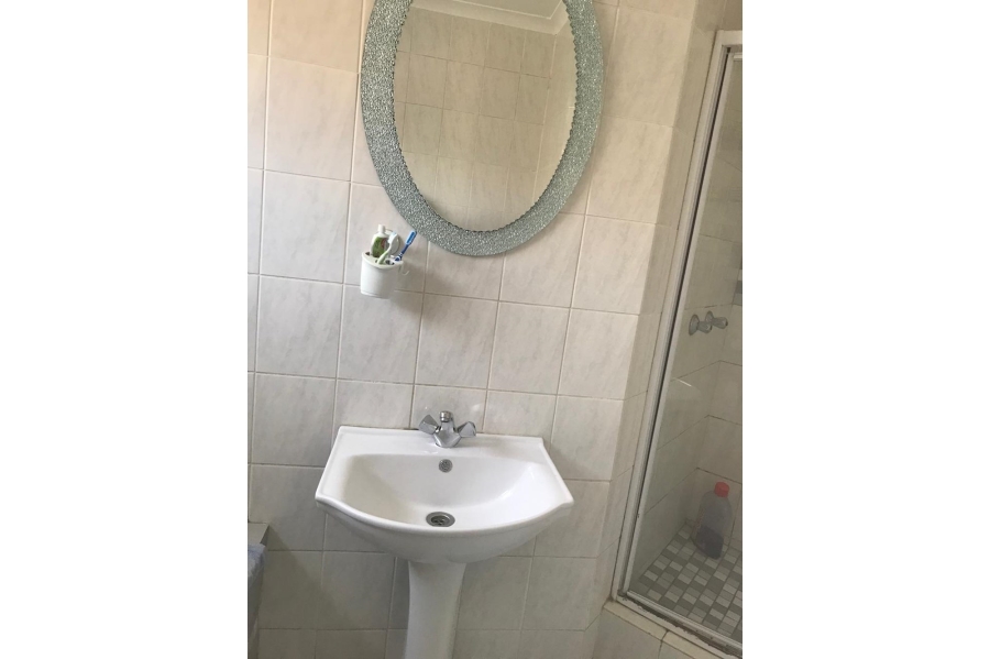 2 Bedroom Property for Sale in Bromhof Gauteng