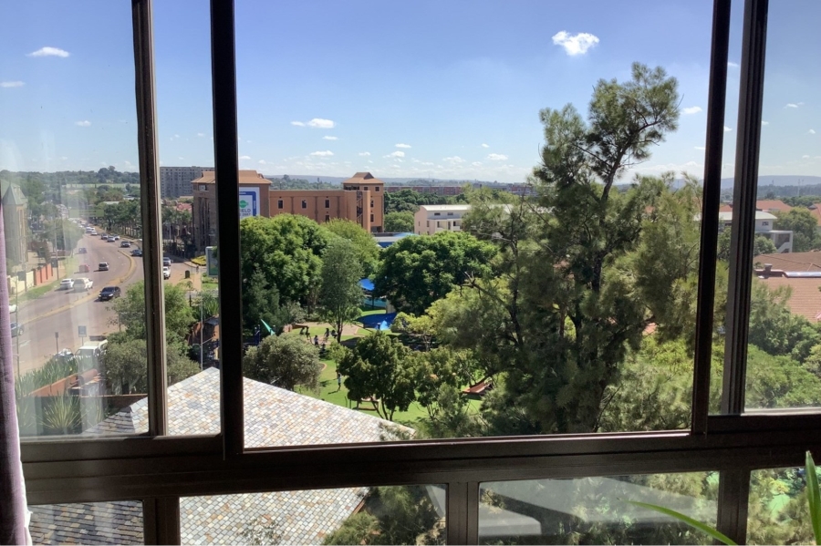 1 Bedroom Property for Sale in Hatfield Gauteng