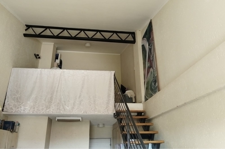 1 Bedroom Property for Sale in Hatfield Gauteng