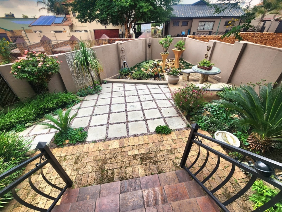 3 Bedroom Property for Sale in Kungwini Country Estate Gauteng