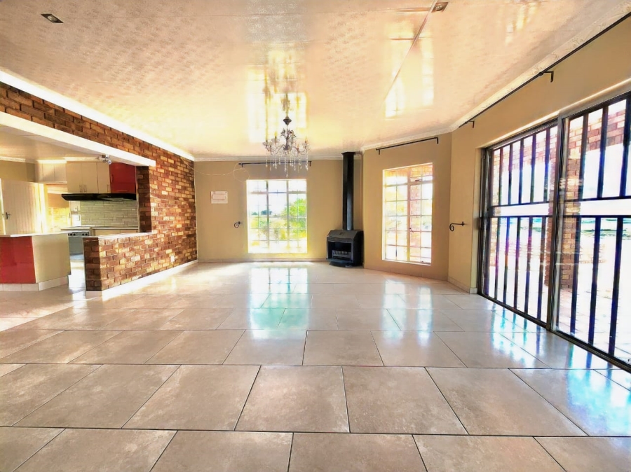 4 Bedroom Property for Sale in Bronkhorstbaai Gauteng