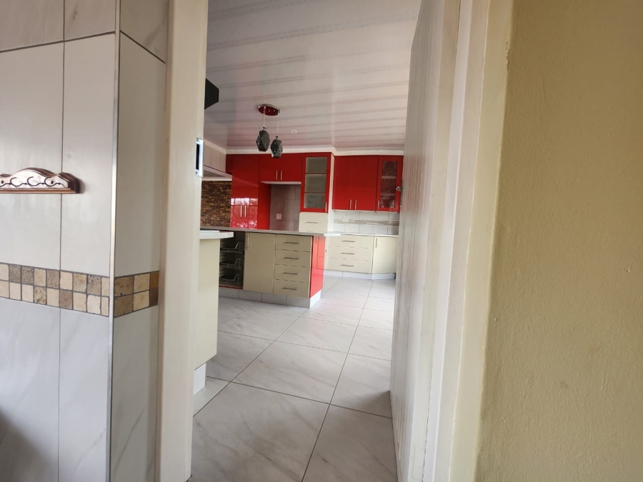 4 Bedroom Property for Sale in Bronkhorstbaai Gauteng