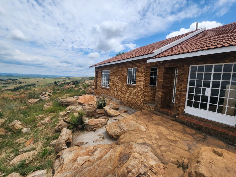 4 Bedroom Property for Sale in Bronkhorstbaai Gauteng